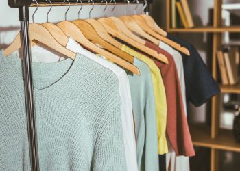 Por que escolher bem o tecido faz toda diferença no guarda-roupa?