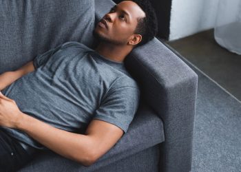 Psicólogos analisam por que cada vez mais pessoas preferem se isolar