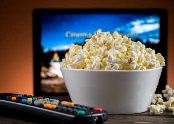 Séries de fantasia que começam tímidas e viram maratonas inesquecíveis