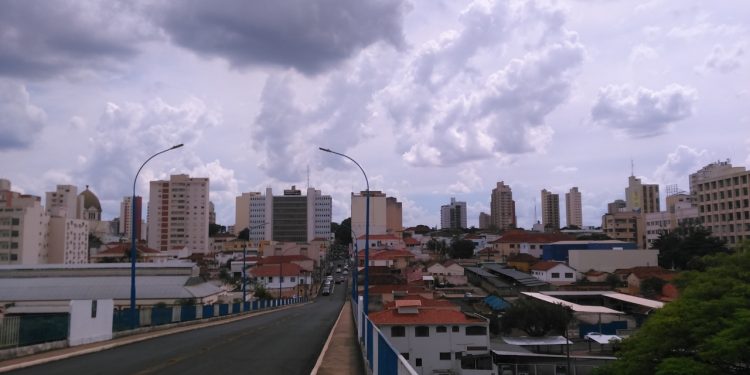 Essa cidade escondida no interior está conquistando o Brasil