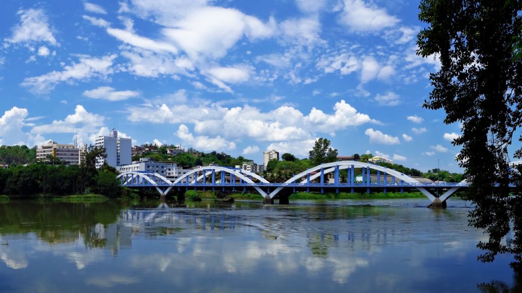Essa cidade no interior do Rio encanta com tranquilidade e paisagens fluviais