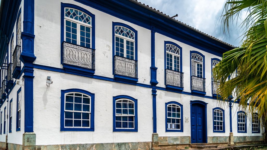 Cidade patrimônio da UNESCO no interior de Minas está atraindo brasileiros que buscam qualidade de vida, tranquilidade e estilo de vida acolhedor