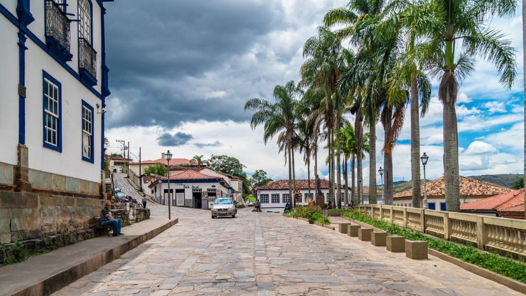 Cidade patrimônio da UNESCO no interior de Minas está atraindo brasileiros que buscam qualidade de vida, tranquilidade e estilo de vida acolhedor