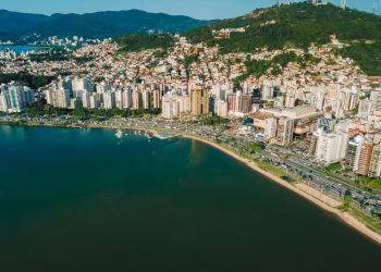 A ilha mais mágica do Brasil entrega experiências que tocam todos os sentidos
