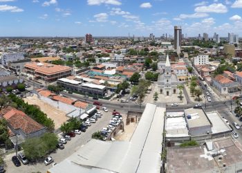 Maior produtor de sal e petróleo em terra do Brasil: uma cidade nordestina que cresce sem perder o ritmo do interior