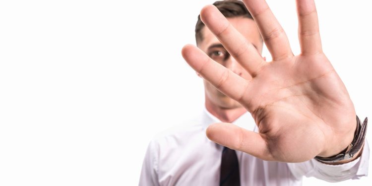 Como identificar uma pessoa má em 5 minutos segundo a psicologia
