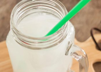 7 bebidas que hidratam igual a água! A última vai te surpreender!