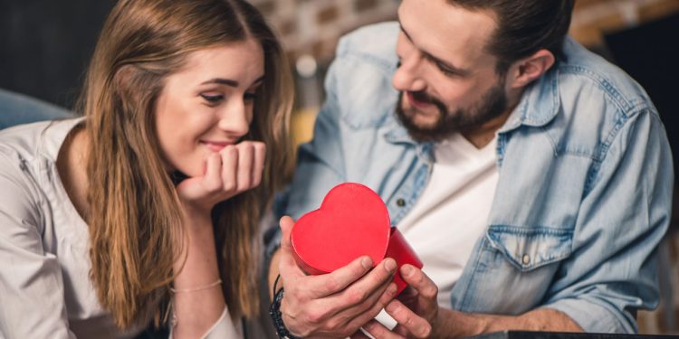 O trauma silencioso que impede você de viver um amor verdadeiro