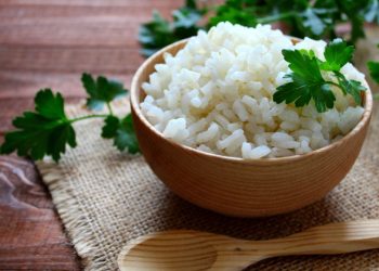 Colocou gelo no arroz e o resultado deixou todos impressionados