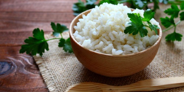 Colocou gelo no arroz e o resultado deixou todos impressionados