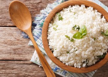Cresce o número de pessoas que adicionam vinagre ao arroz