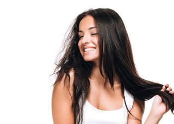 O melhor soro para cabelo liso sem química e com proteção térmica