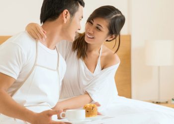 Oito sinais de que seu parceiro te ama de verdade, segundo a psicologia