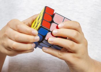 5 maneiras simples de manter seu cérebro afiado todos os dias