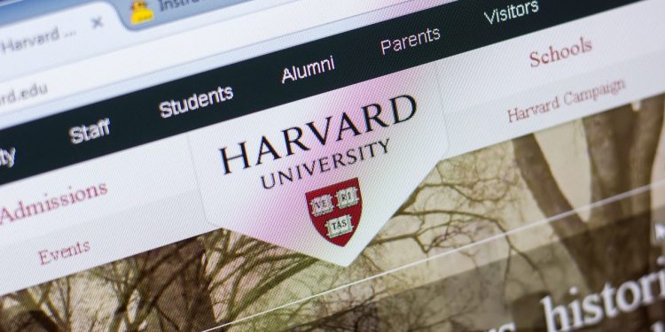 Harvard libera curso gratuito que ensina a se proteger de hackers e fraudes