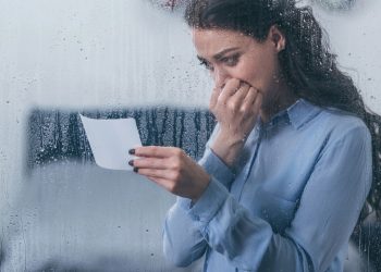 A emoção silenciosa que sabota momentos felizes sem você notar