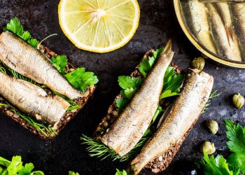 O jeito mais eficiente de assar sardinha sem deixar cheiro na casa