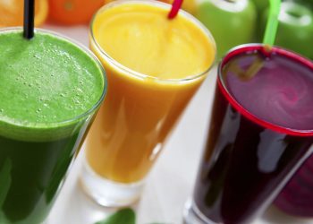 6 sucos de frutas que ajudam na saúde do fígado