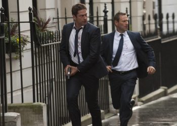 Gerard Butler brilha no filme de ação mais explosivo da década