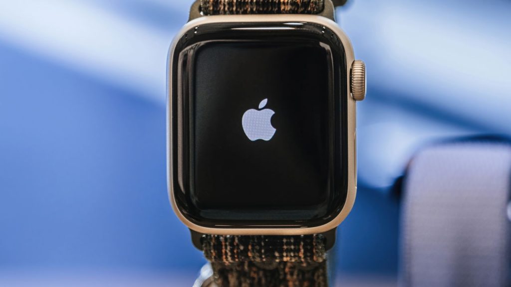 Apple Watch ganha ajuste automático de som e novo app de produtividade