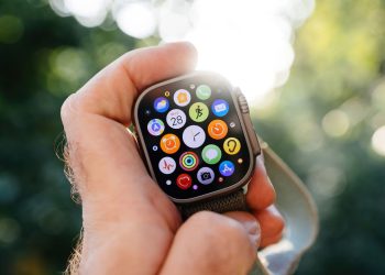 Apple Watch ganha ajuste automático de som e novo app de produtividade