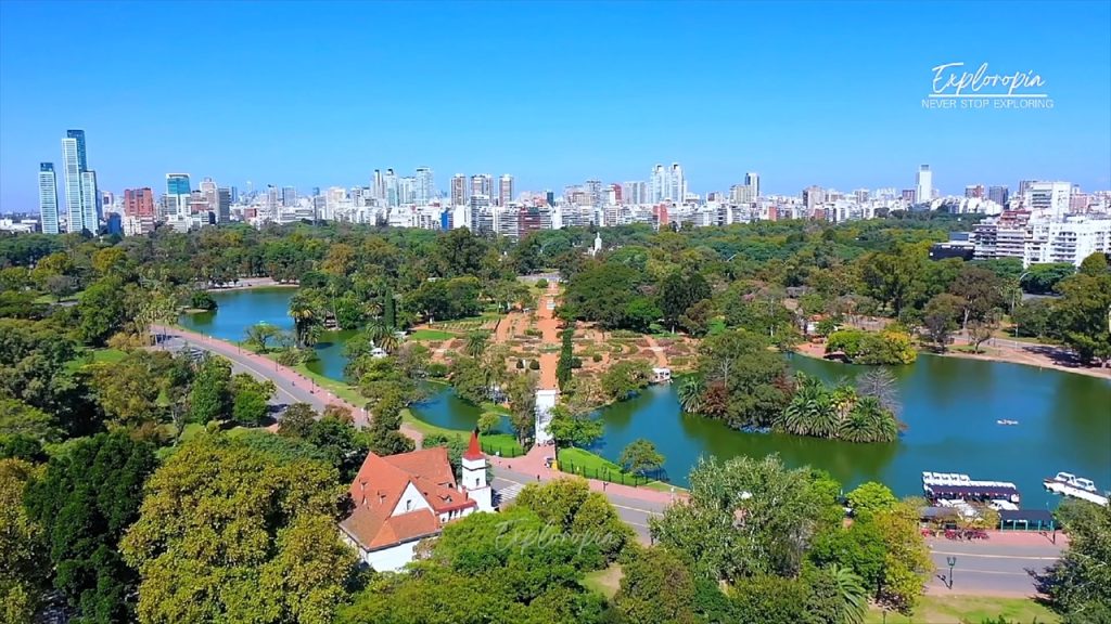 Essa cidade conquistou os brasileiros com passeios baratos, charme europeu, qualidade de vida e muita história