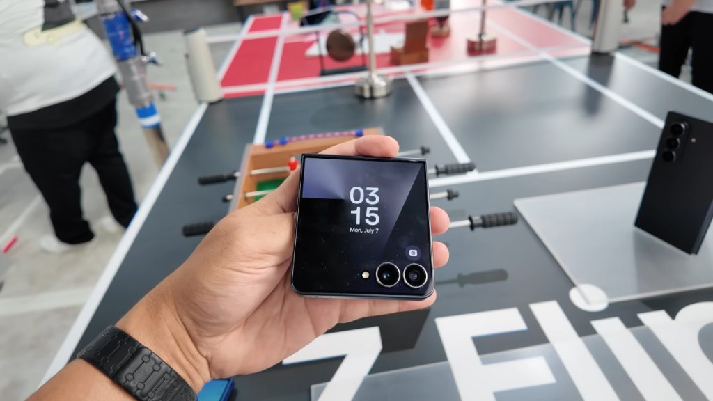 Samsung surpreende com novo celular dobrável que muda tudo no mercado