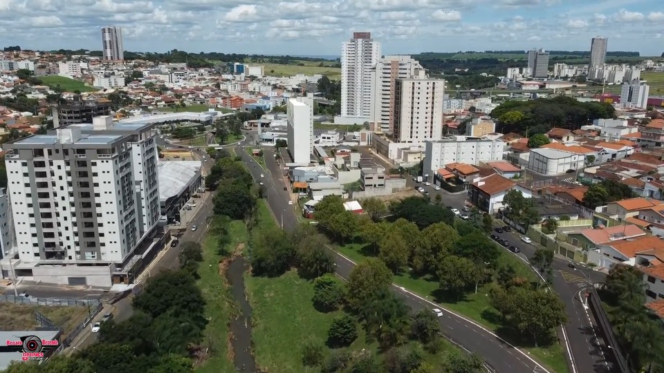 A cidade que lidera a produção de calçados e qualidade de vida no interior de SP