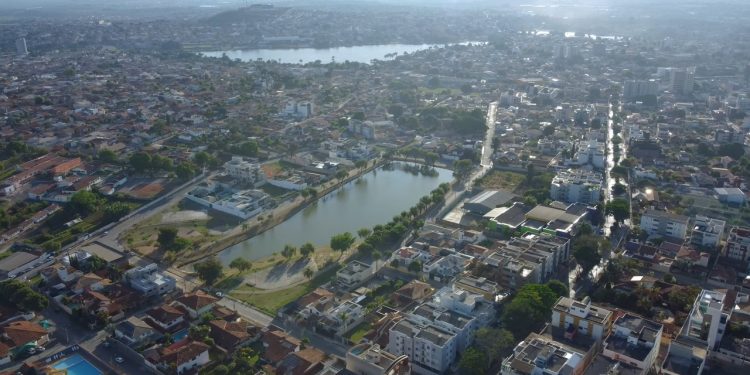 A cidade mais completa de Minas para viver cercado por natureza