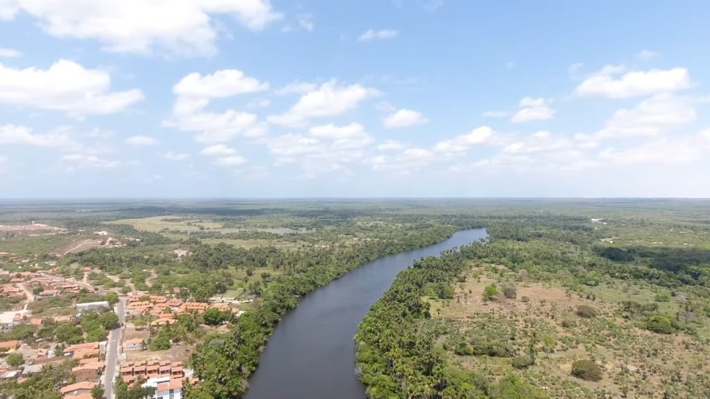 Essa cidade está dominando as buscas de quem ama natureza