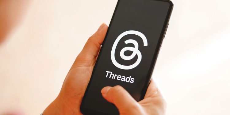 Threads agora tem DM, mas ainda limita quem pode conversar com você