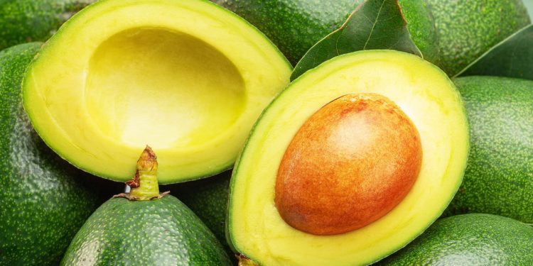 5 frutas que te ajudam a dormir melhor, segundo especialistas
