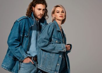Essa peça queridinha voltou repaginada e vai dominar os looks de inverno