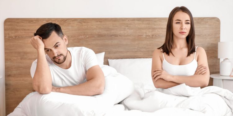 O que está por trás da mania de culpar o outro e como isso destrói pouco a pouco o relacionamento