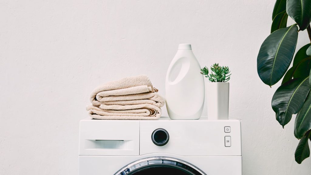 O melhor jeito de evitar bolinhas nas roupas com cuidados simples