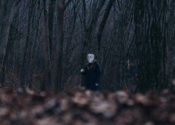 O suspense japonês mais impactante do ano chega com alerta digital