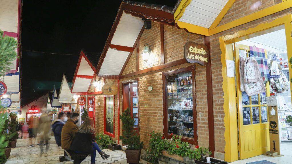 Essa vila mineira virou o refúgio favorito dos casais do Brasil