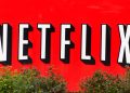 A série da Netflix que esconde pistas em gravações, bilhetes e cenários