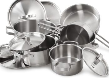 Como chefs evitam riscos ao limpar panelas de aço inox