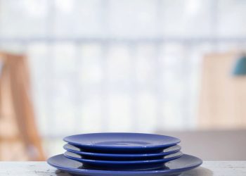 Limpeza econômica transforma suas louças em minutos