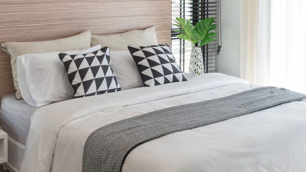 5 truques para deixar suas roupas de cama sempre limpas e perfumadas