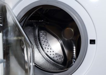 Essa dica natural com limão está viralizando entre donas de casa