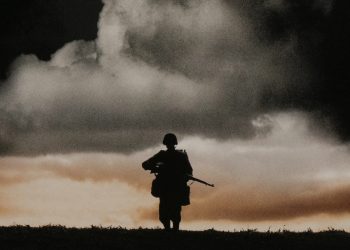 O filme dos anos 90 que redefiniu o gênero de guerra e ainda emociona o público