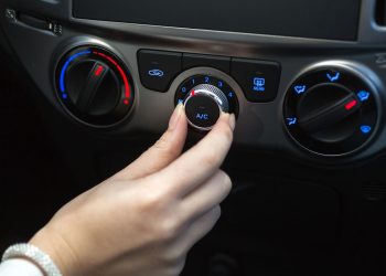 O erro que pode danificar o ar-condicionado do seu carro