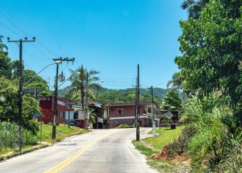 O destino que surpreende turistas com festa alemã e cultura