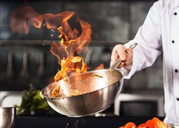 Curso gratuito no Rio ensina gastronomia com impacto social