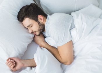 Benefícios do sono profundo para memória e criatividade