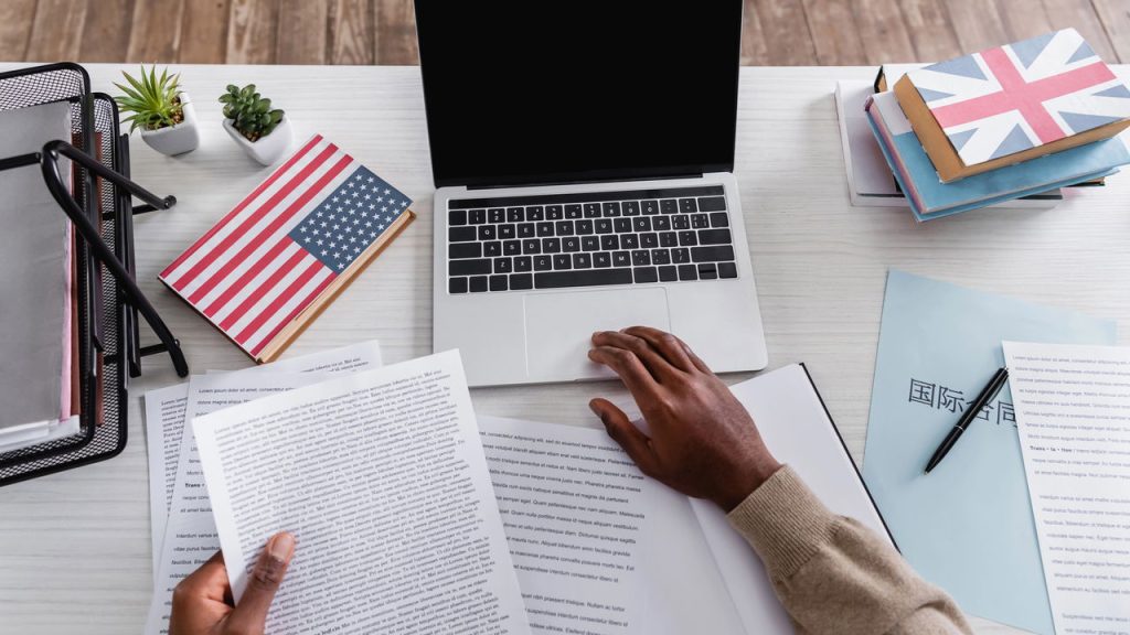 MEC libera cursos gratuitos de idiomas com certificado