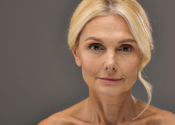 Esses são os hábitos que mais envelhecem após os 50 anos