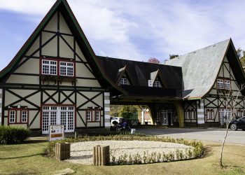 Frio, fondue e paisagens incríveis esperam por você nessas 6 destinos